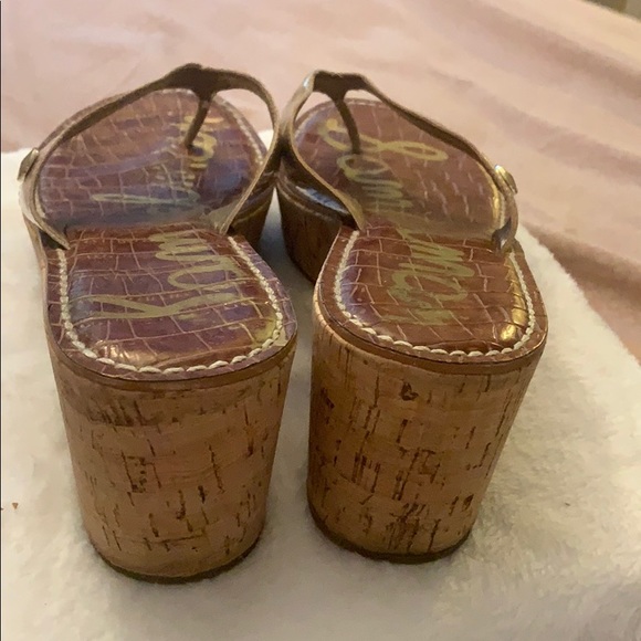 Sandals - Picture 3 of 5